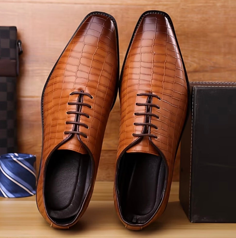 Dress shoe