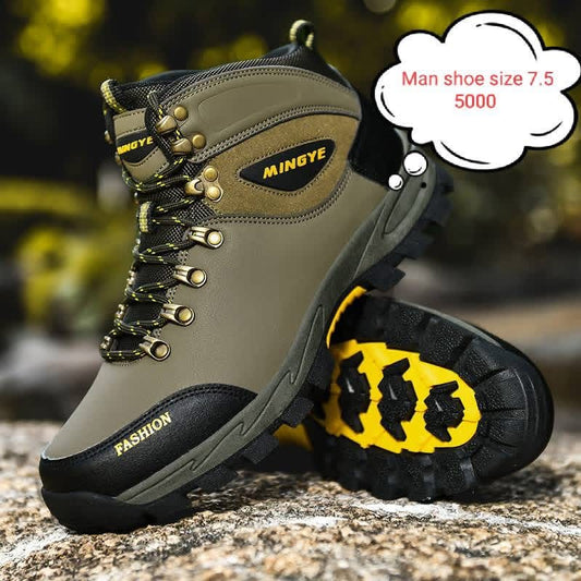 Man uppers shoe
